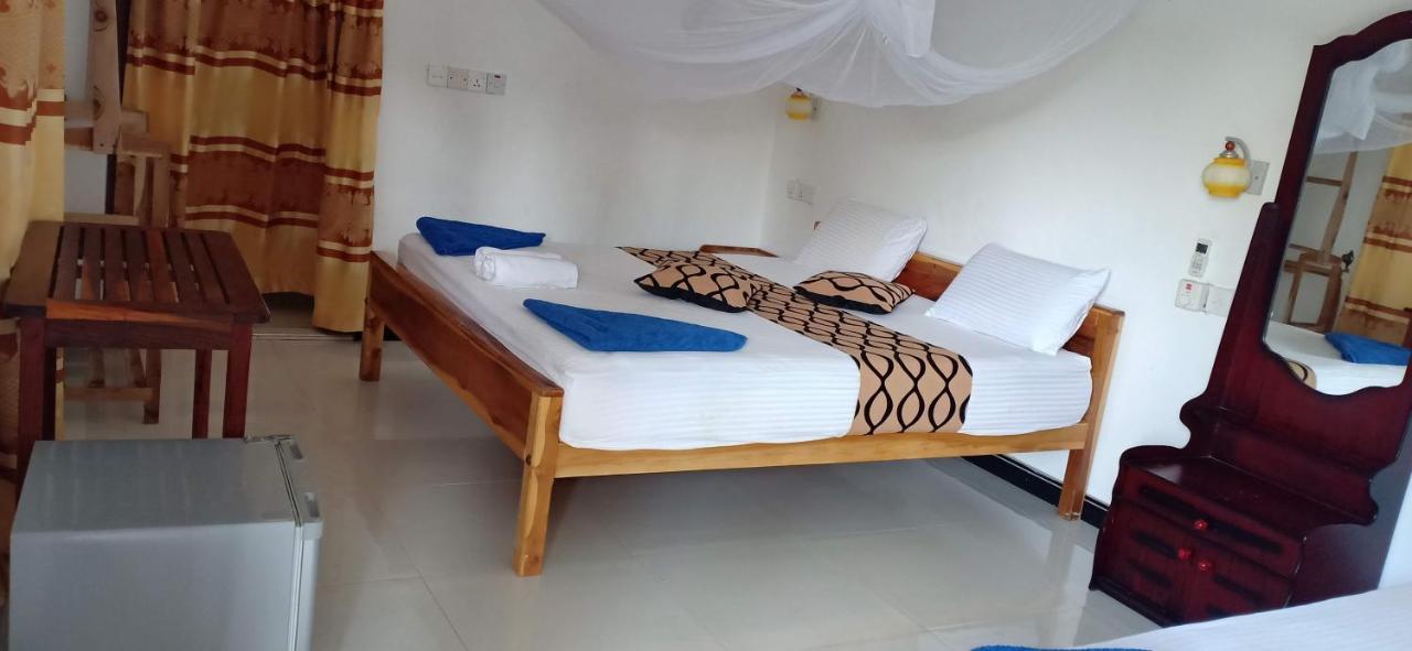 Surf & Sand Hotel Arugambay Arugam Bay Exteriör bild